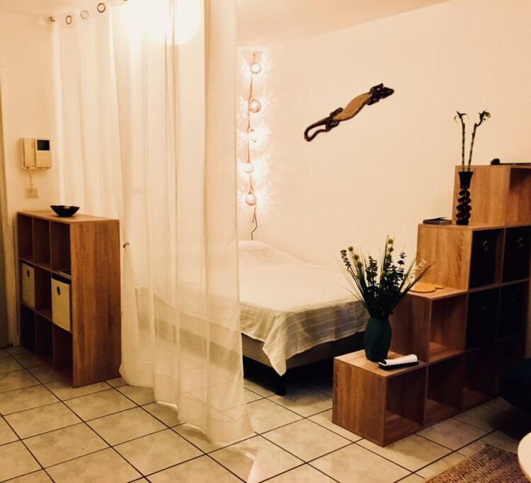 Superbe Appartement A 5Min De La Plage 2Min Du Chu Saint Pierre Buitenkant foto