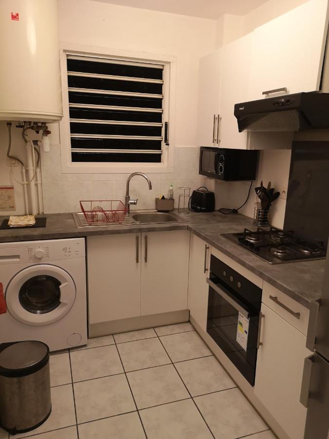Superbe Appartement A 5Min De La Plage 2Min Du Chu Saint Pierre Buitenkant foto
