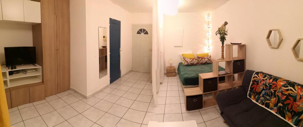 Superbe Appartement A 5Min De La Plage 2Min Du Chu Saint Pierre Buitenkant foto