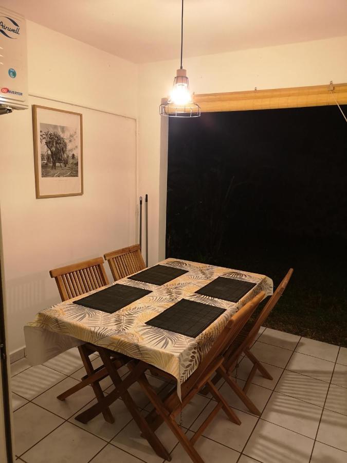 Superbe Appartement A 5Min De La Plage 2Min Du Chu Saint Pierre Buitenkant foto